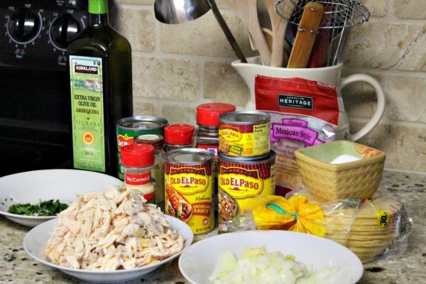 This Mexican Chicken Casserole dish is easy to make and makes Mexican food lovers rejoice.