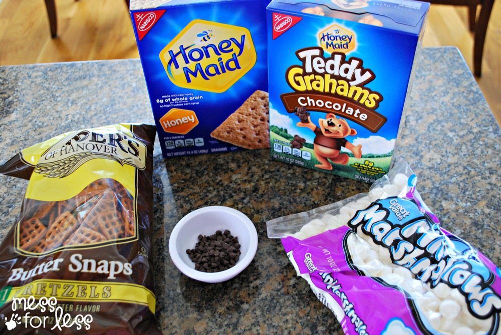 ingredients for s'mores trail mix
