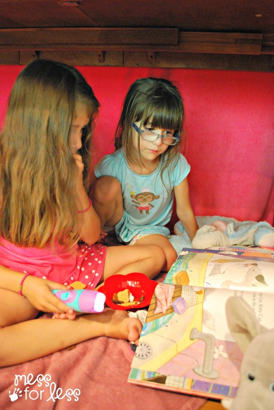 Kids reading party