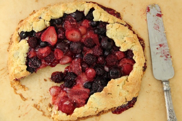 Gluten Free Rustic Berry Galette Recipe // SmashedPeasandCarrots.com